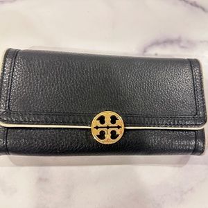 Tory Burch Wallet Black and White
